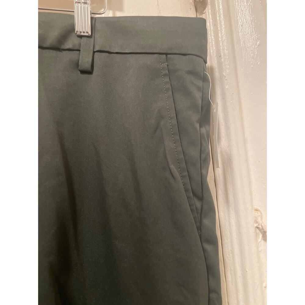 Men's Amazon Essentials Classic Fit Pants Olive NWT Size 42W X 34L - Picture 5 of 10